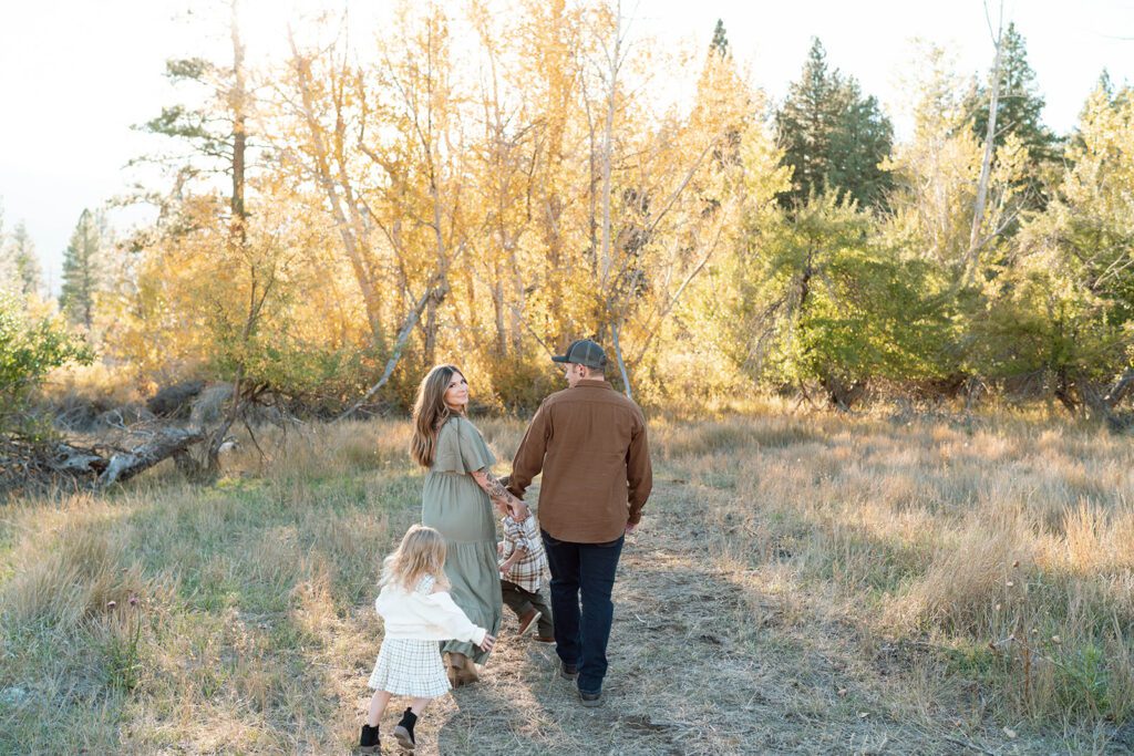 Reno Fall Family Photographer Reno Lake Tahoe family fall photos. Reno Tahoe Family Photographer