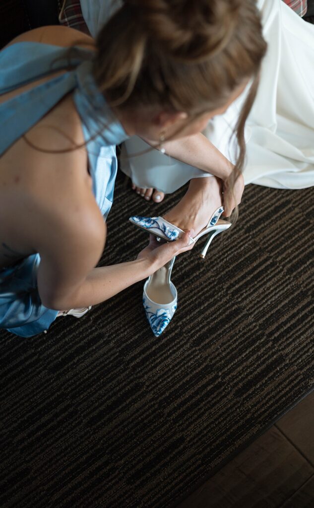 bride getting ready. lake tahoe wedding elopement photographer videographer. 4JOY media