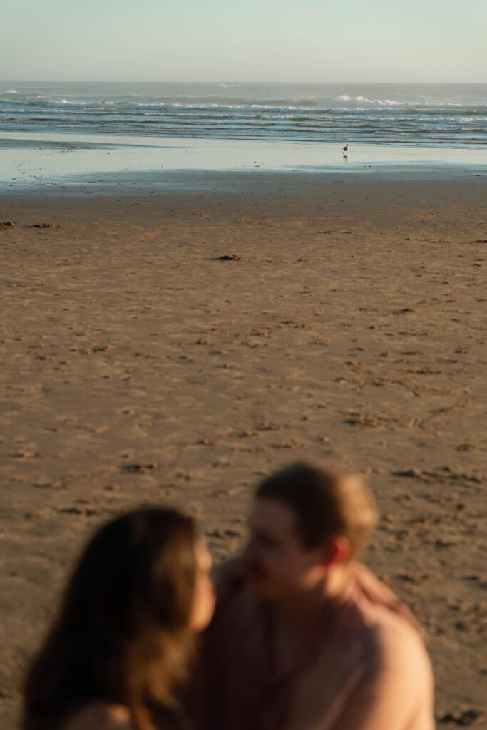 oregon coast engagement photos. destination adventure engagement photographer