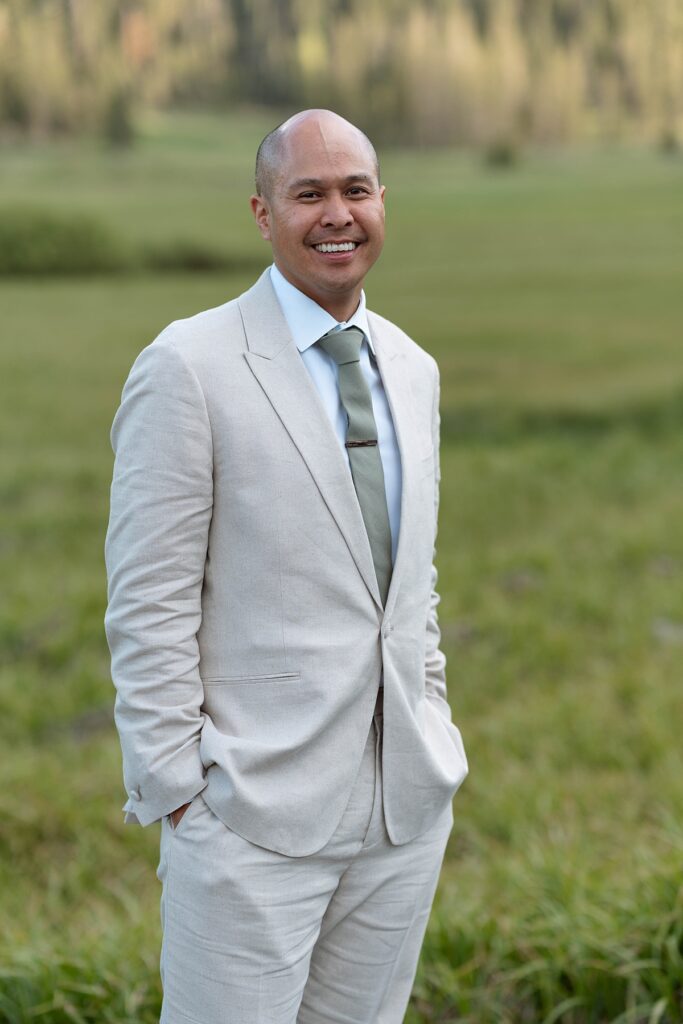 groom portraits in palisades meadows. Plumpjack inn Truckee Palisades Lake Tahoe Wedding photographer videographer