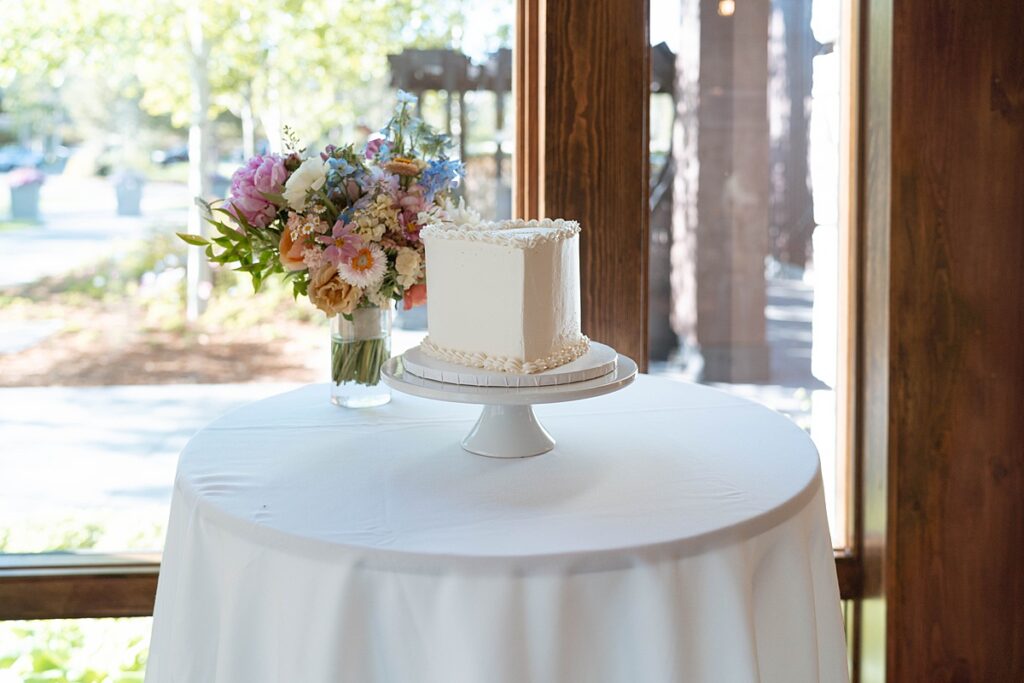 wedding cake. Edgewood Resort Reception Lake Tahoe Elopement Photographer Videographer